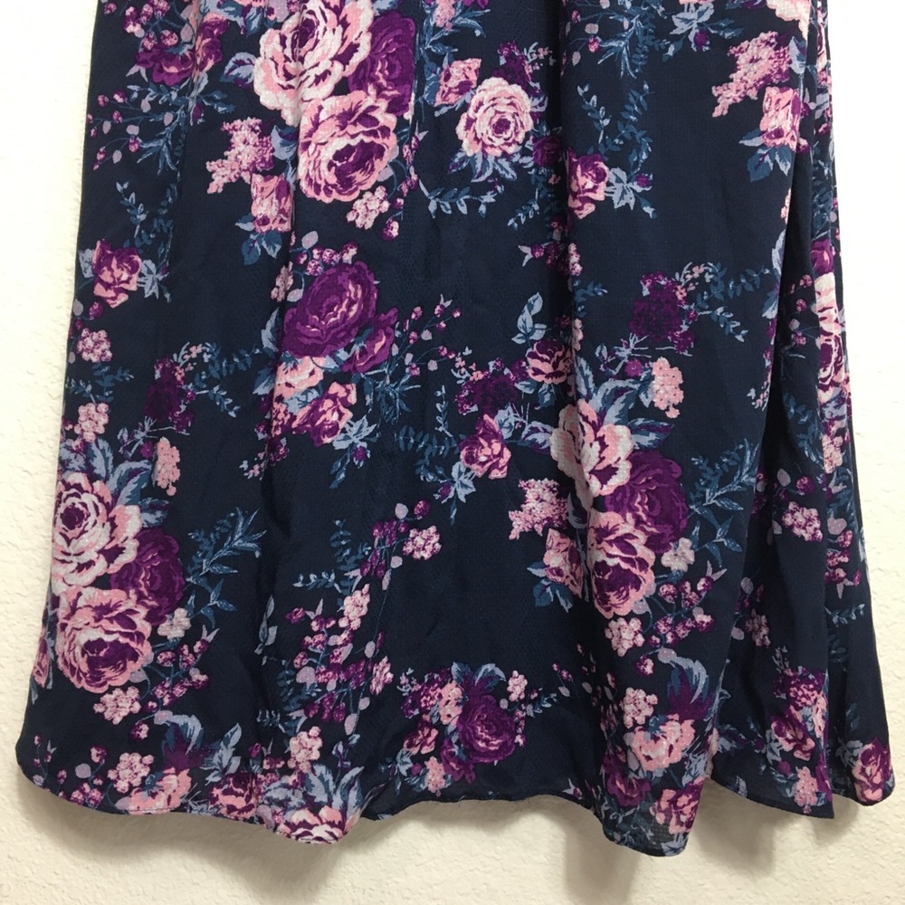 Alter’d State Floral Maxi Dress - Picture 5 of 11